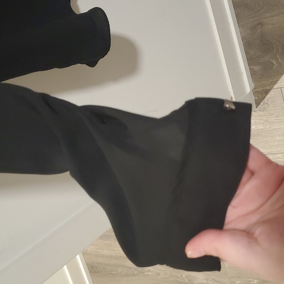 Small Black Reitmans Blouse - Picture 3 of 3